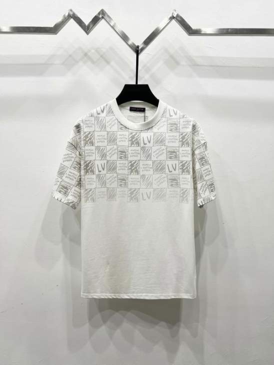 Picture of Louis Vuitton T Shirts Short _SKULVS-XLqqtx417221